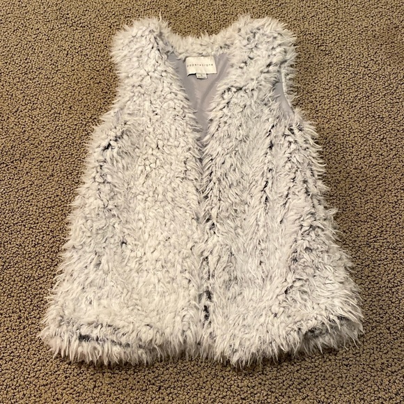 Paper Crane Fuzzy Open Front Vest Size Small in Like New Condition - Picture 1 of 7